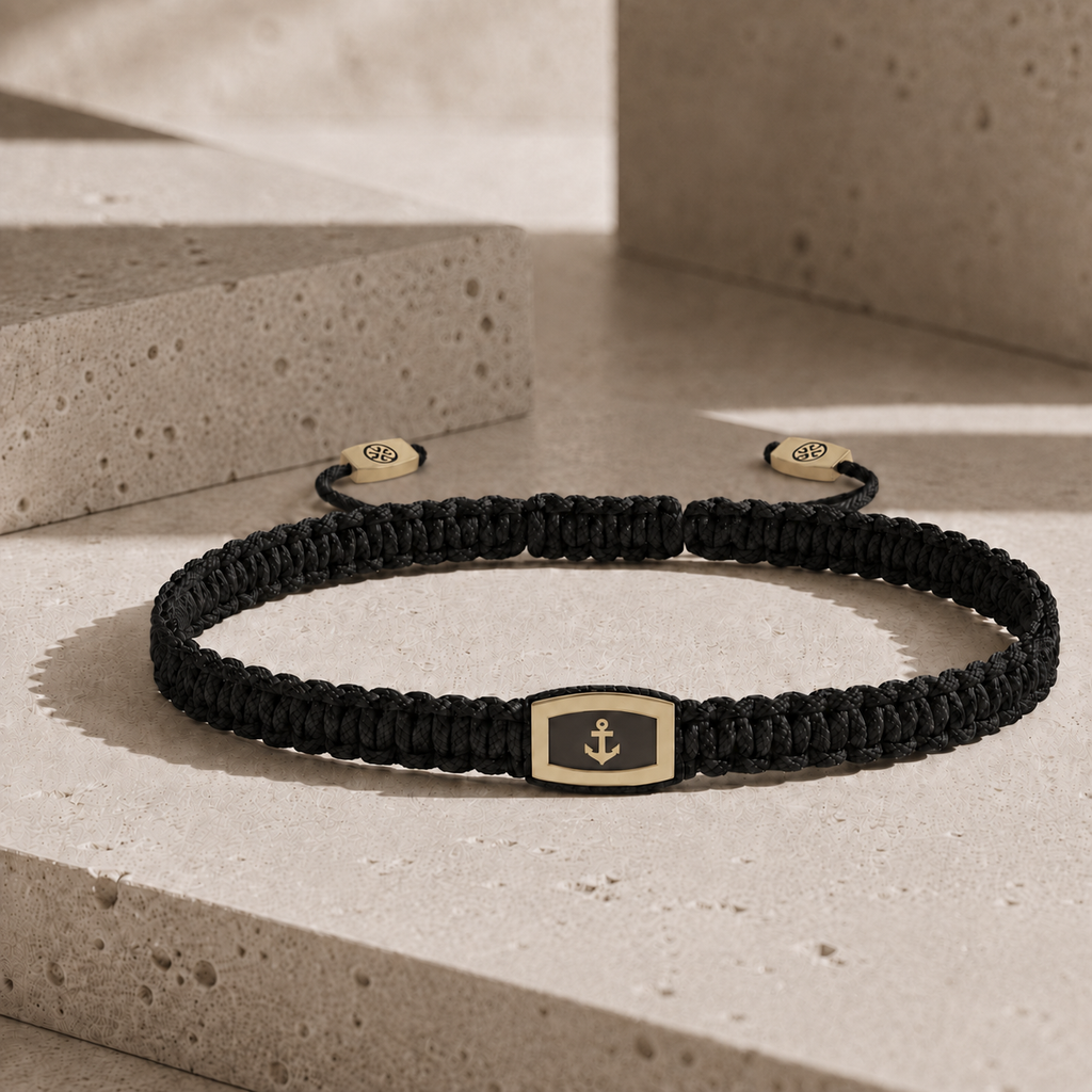 The Anchor Composition — Yellow Gold / Black